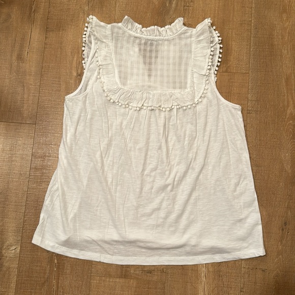 NWT Sold Out Loft Pom Pom Ruffle Shell Shirt in Large - Picture 4 of 5